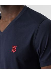 Burberry - BURBERRY - Granatowa koszulka z dekoltem. Okazja: na co dzień. Kolor: niebieski. Materiał: wełna, bawełna, jeans, jersey. Wzór: haft. Sezon: lato. Styl: casual