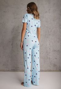 Renee - Niebieski Elastyczny Komplet Piżamowy w Serduszka Spodnie i Top Isle. Kolor: niebieski. Materiał: materiał #3