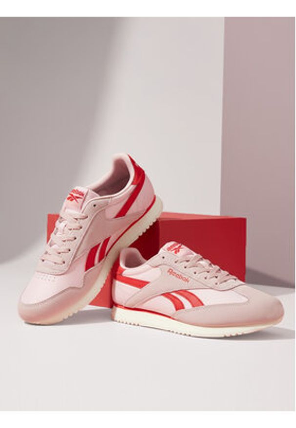 Reebok Sneakersy CEO-FIORI AR30309W-QR Różowy. Kolor: różowy. Materiał: zamsz, skóra