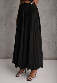Renee - Czarna Spódnica High Waist Zdobiona Drobnym Plisowaniem Aniope. Okazja: na co dzień. Stan: podwyższony. Kolor: czarny. Wzór: aplikacja. Styl: elegancki, casual #6