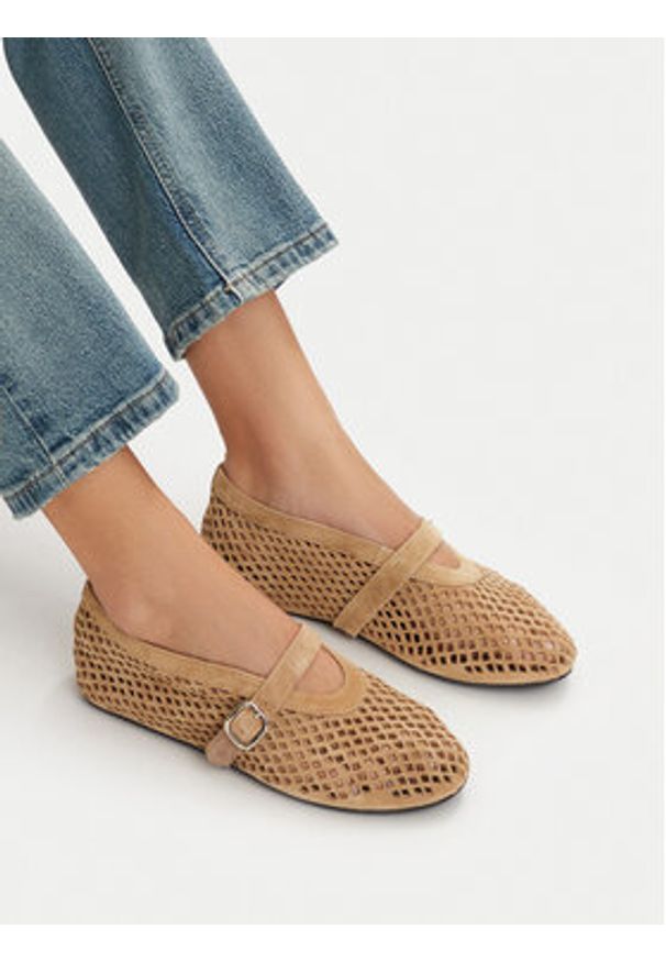 Badura Baleriny EO-AISHA-LT516-207 Beżowy ciemny. Kolor: beżowy. Materiał: skóra, zamsz
