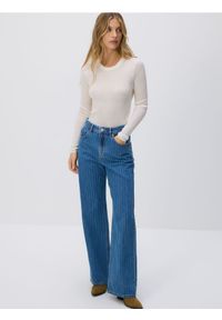 Reserved - Jeansy wide leg w paski - niebieski. Kolor: niebieski. Materiał: jeans. Wzór: paski #1