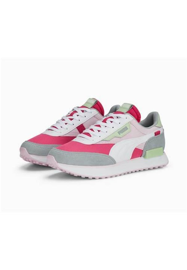 Buty do chodzenia damskie Puma Future Rider Play ON. Zapięcie: sznurówki. Kolor: wielokolorowy, różowy, szary. Materiał: guma, materiał, tkanina, syntetyk. Szerokość cholewki: normalna. Sport: turystyka piesza