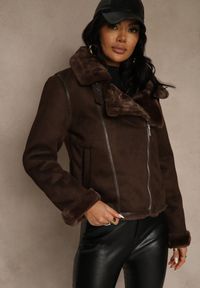 Renee - Brązowa Kurtka Biker z Imitacji Zamszu Zdobiona Futerkiem Awedora. Kolor: brązowy. Materiał: futro, zamsz. Wzór: aplikacja #1