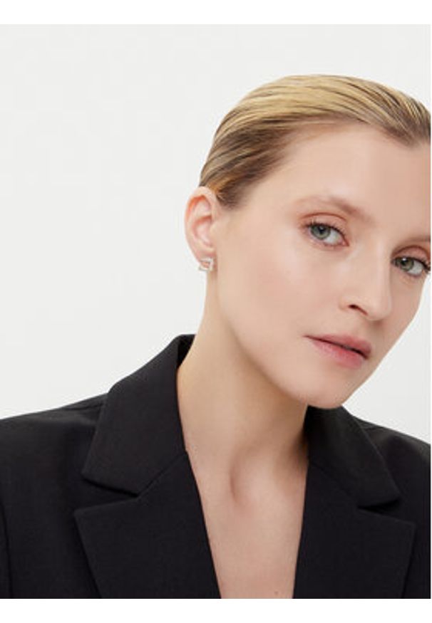 Elisabetta Franchi Kolczyki OR-01A-56E2-V150 Złoty. Materiał: metalowe. Kolor: złoty