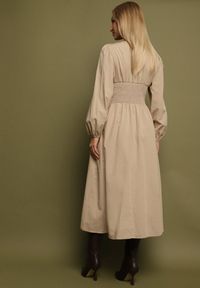 Born2be - Beżowa Sukienka z Wiskozą z Gorsetową Talią i Bufiastymi Rękawami Aniste. Okazja: na co dzień. Typ kołnierza: dekolt gorset. Kolor: beżowy. Materiał: wiskoza. Typ sukienki: gorsetowe. Styl: wizytowy, sportowy, casual, elegancki #7