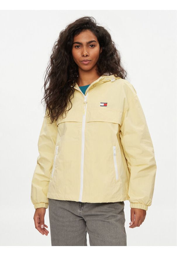 Tommy Jeans Wiatrówka Chicago DW0DW17747 Żółty Regular Fit. Kolor: żółty. Materiał: syntetyk