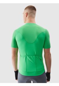 4f - Koszulka rowerowa rozpinana męska - zielona. Kolor: zielony. Materiał: syntetyk, elastan, materiał, włókno, dzianina. Długość rękawa: krótki rękaw. Długość: krótkie. Wzór: ze splotem, jednolity, gładki. Sport: kolarstwo #2