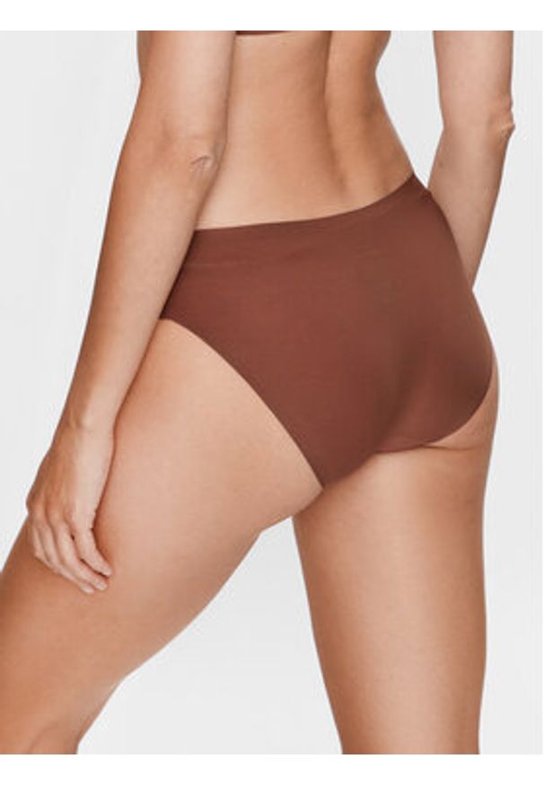 Chantelle Figi klasyczne Soft Stretch C26430 Brązowy. Kolor: brązowy. Materiał: syntetyk