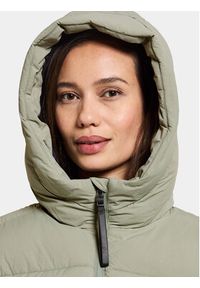 Didriksons Płaszcz zimowy Nomi Wns Parka 3 504832 Zielony Regular Fit. Kolor: zielony. Materiał: syntetyk. Sezon: zima