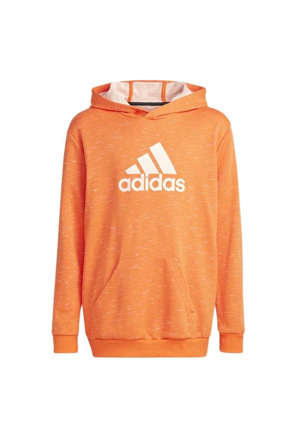 Adidas - Bluza adidas Future Icons Badge Of Sport Hooded Sweatshirt HP0904 - pomarańczowa. Okazja: na co dzień. Typ kołnierza: kaptur. Kolor: pomarańczowy. Materiał: bawełna, wiskoza, poliester, materiał. Styl: sportowy