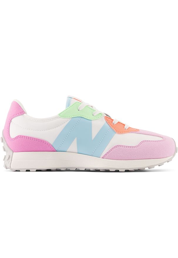 Buty dziecięce New Balance GS327CH – multikolor. Kolor: wielokolorowy. Materiał: zamsz, materiał, guma, skóra, syntetyk. Szerokość cholewki: normalna. Sezon: lato. Sport: turystyka piesza