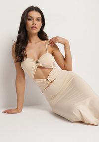 Born2be - Beżowa Sukienka Dopasowana na Ramiączkach z Wycięciami pod Biustem i Metalowymi Detalami Galentia. Okazja: na co dzień. Kolor: beżowy. Długość rękawa: na ramiączkach. Styl: klasyczny, casual #7