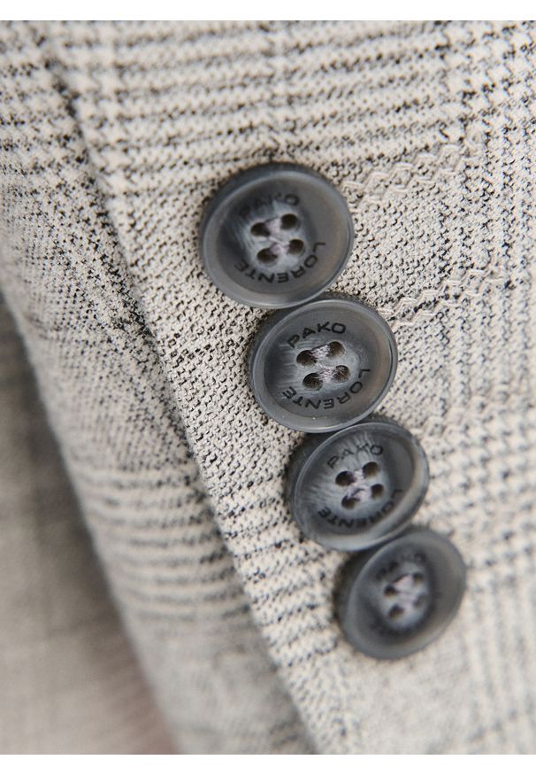 Pako Lorente - PAKO LORENTE – Szary garnitur męski w kratkę. Kolor: szary. Materiał: poliester, elastan, wiskoza. Wzór: kratka