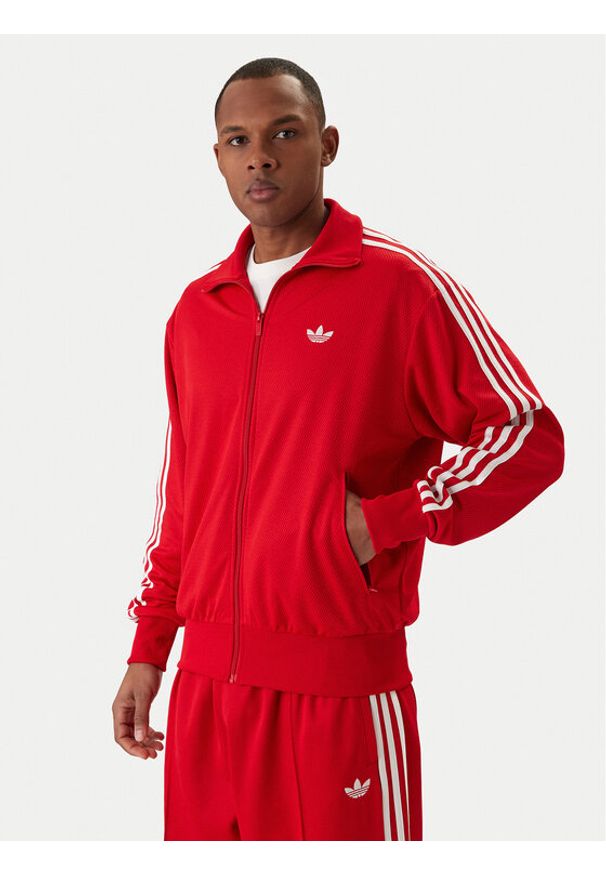 Adidas - adidas Bluza adicolor Firebird KE0788 Czerwony Loose Fit. Kolor: czerwony. Materiał: syntetyk