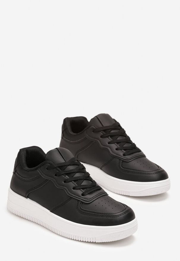 Born2be - Czarno-Białe Sneakersy Sznurowane Finos. Okazja: na co dzień. Kolor: czarny. Materiał: jeans. Sport: fitness