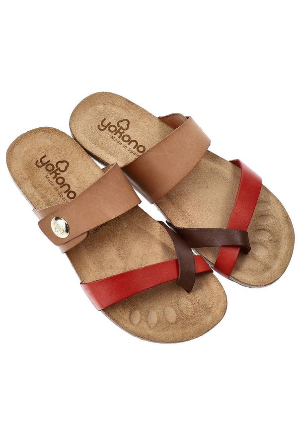 Brązowe Klapki Yokono Wygodne Buty Na Lato. Okazja: na imprezę, na co dzień, na plażę. Kolor: brązowy. Materiał: skóra. Wzór: paski. Sezon: lato. Styl: casual, boho