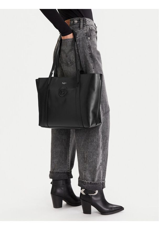 Pepe Jeans Torebka Audrey Limited PL031663 Czarny. Kolor: czarny. Materiał: skórzane