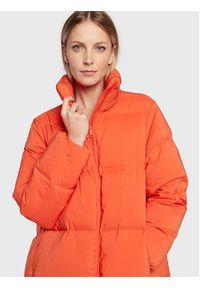 Calvin Klein Płaszcz zimowy Seamless Lofty K20K204691 Pomarańczowy Regular Fit. Kolor: pomarańczowy. Materiał: syntetyk. Sezon: zima #4