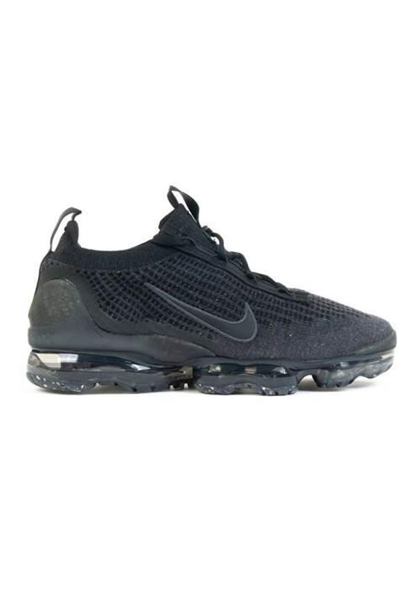 Buty do chodzenia męskie Nike Air Vapormax 2021 FK. Zapięcie: sznurówki. Kolor: wielokolorowy. Materiał: materiał, tkanina. Szerokość cholewki: normalna. Sport: turystyka piesza