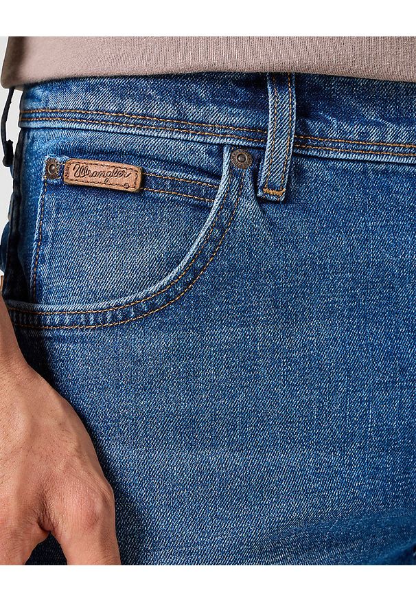 Wrangler - WRNAGLER MĘSKIE SPODNIE JEANSOWE TEXAS SUNDOWN BLUE 112358216 W121008833