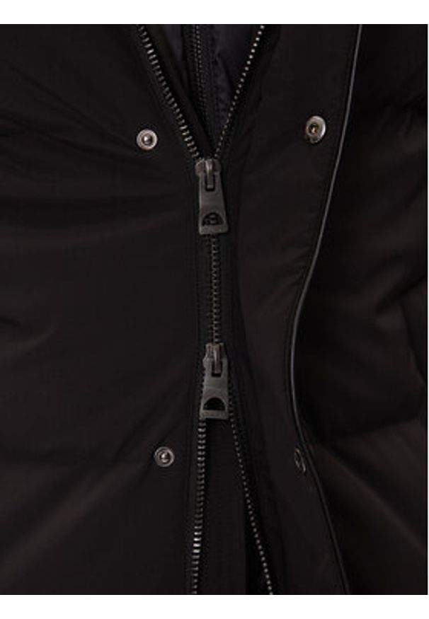Guess Płaszcz zimowy M5BL2H W2742 Czarny Regular Fit. Kolor: czarny. Materiał: syntetyk. Sezon: zima