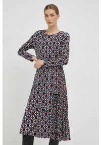 Weekend Max Mara sukienka kolor granatowy midi rozkloszowana. Kolor: niebieski. Materiał: dzianina. Długość rękawa: długi rękaw. Typ sukienki: rozkloszowane, plisowane. Długość: midi #2