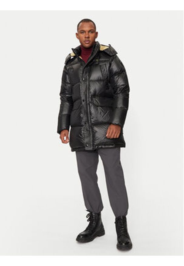 Blauer Kurtka puchowa 24WBLUK03323 Czarny Regular Fit. Kolor: czarny. Materiał: syntetyk