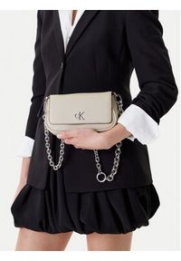 Calvin Klein Jeans Torebka Minimal Monogram Shoulder Bag20 LV04K3134G Écru. Materiał: skórzane #5