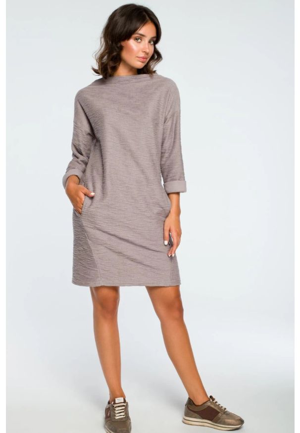 Sukienki.shop - Ciepła dzianinowa sukienka z kieszeniami szara bawełniana. Kolor: szary. Materiał: dzianina, bawełna