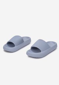 Born2be - Niebieskie Klapki z Pianki o Minimalistycznym Designie Kaseis. Okazja: na plażę, na co dzień. Kolor: niebieski. Styl: sportowy, casual #6