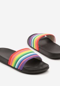 Born2be - Czarne Klapki z Motywem Tęczy Adellitte. Okazja: na co dzień. Kolor: czarny. Sezon: lato, wiosna. Styl: casual #6