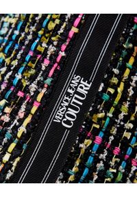 Versace Jeans Couture - VERSACE JEANS COUTURE - Tweedowa sukienka z bawełny. Okazja: do pracy, na randkę, na spacer. Kolor: czarny. Materiał: bawełna. Wzór: kolorowy. Długość: mini #4
