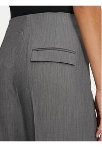 Vero Moda Spodnie materiałowe Vika 10323447 Szary Straight Fit. Kolor: szary. Materiał: wiskoza #4