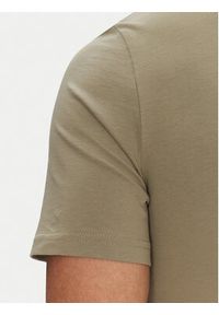 Guess T-Shirt M5GI06 I3Z14 Zielony Regular Fit. Kolor: zielony. Materiał: bawełna