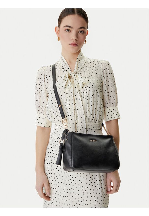 Liu Jo Torebka AA6187 E1012 Czarny. Kolor: czarny. Materiał: skórzane