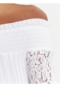 Guess Sukienka codzienna W5GK24 WE550 Biały Classic Fit. Okazja: na co dzień. Kolor: biały. Materiał: wiskoza. Typ sukienki: proste. Styl: casual