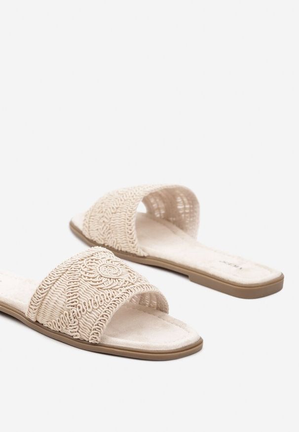 Renee - Beżowe Plecione Klapki na Płaskiej Podeszwie w Stylu Boho Evielle. Kolor: beżowy. Sezon: lato. Obcas: na płaskiej podeszwie. Styl: boho