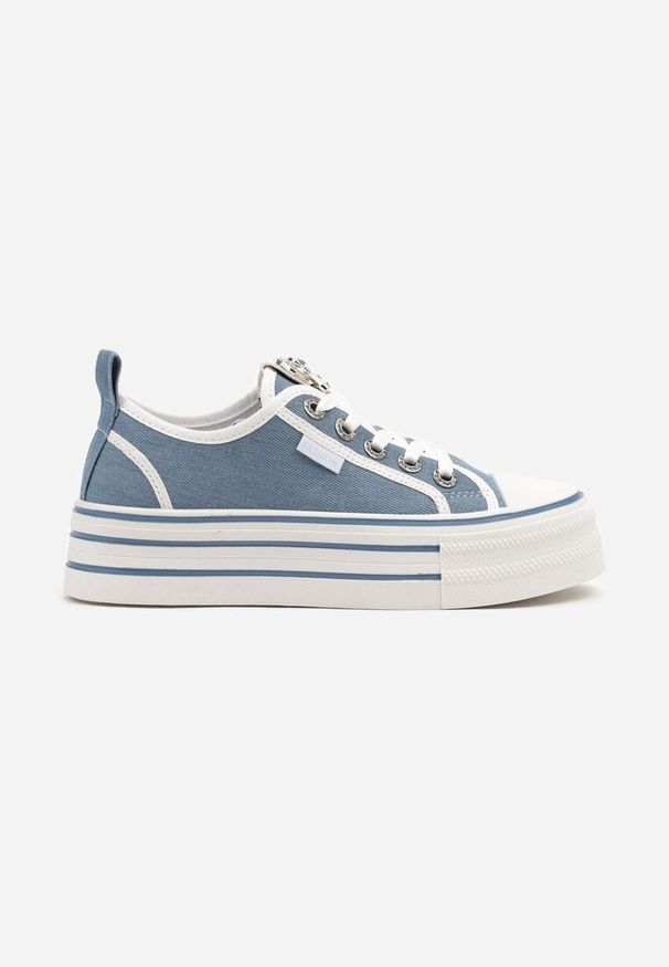 Born2be - Niebieskie Trampki na Grubej Podeszwie z Aplikacją z Cyrkoniami Galtewin. Okazja: na co dzień. Kolor: niebieski. Materiał: jeans. Wzór: aplikacja. Sezon: wiosna, lato. Obcas: na obcasie. Styl: casual, elegancki. Wysokość obcasa: niski