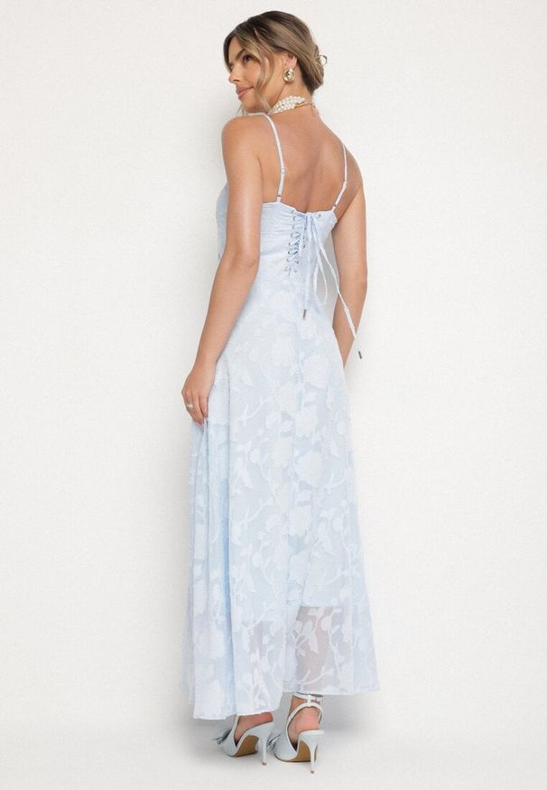 Born2be - Jasnoniebieska Rozkloszowana Sukienka Vices z Gorsetowym Wiązaniem Fenosella. Okazja: na imprezę. Typ kołnierza: dekolt gorset. Kolor: niebieski. Długość rękawa: na ramiączkach. Sezon: lato. Typ sukienki: gorsetowe. Styl: elegancki