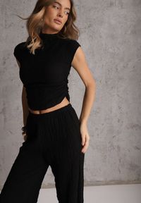 Renee - Czarny Komplet Spodnie Wide Leg i Top ze Stójką i Drapowaniem w Talii Meridone. Kolor: czarny. Materiał: materiał #3