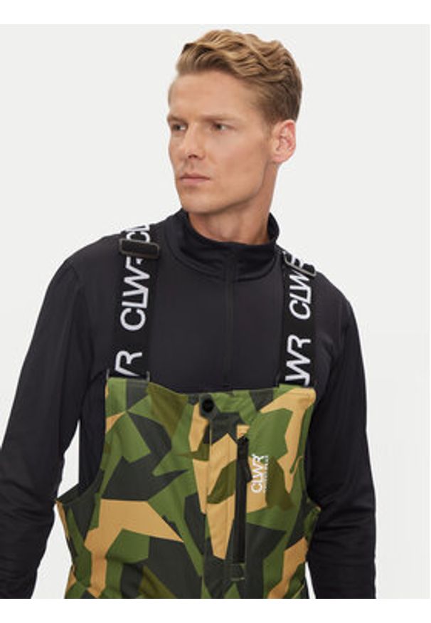 Colourwear Spodnie snowboardowe 7010296C6700 Khaki Regular Fit. Kolor: brązowy. Materiał: syntetyk. Sport: snowboard