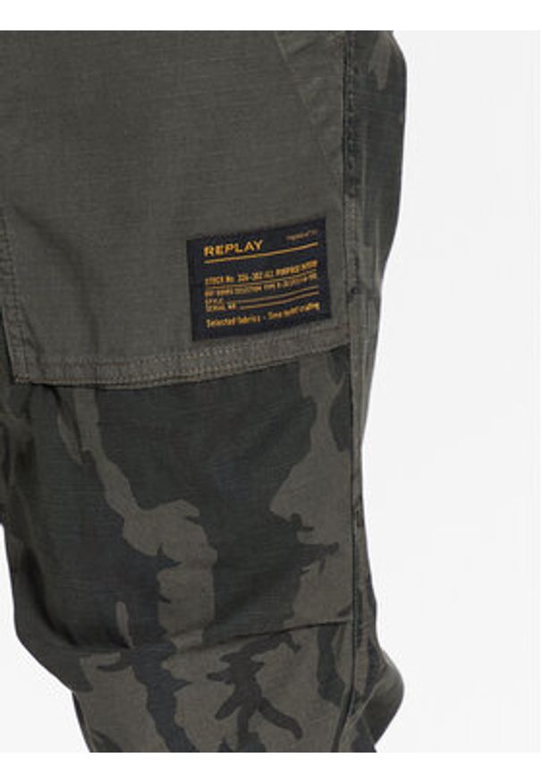 Replay Spodnie materiałowe M9933.000.73908 Khaki Regular Fit. Kolor: brązowy. Materiał: bawełna