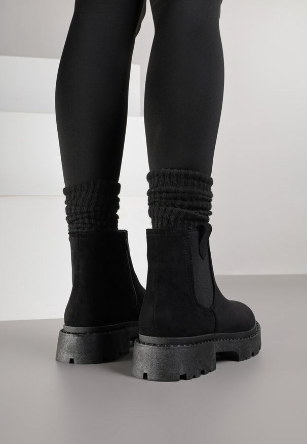 Renee - Czarne Botki Sztyblety z Ekozamszu na Grubej Podeszwie Liraelia. Wysokość cholewki: za kostkę. Kolor: czarny. Materiał: jeans, dzianina. Szerokość cholewki: normalna. Sezon: jesień, zima. Obcas: na platformie. Styl: elegancki