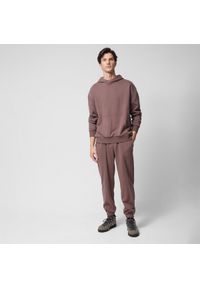 outhorn - Spodnie dresowe joggery męskie - brązowe. Kolor: brązowy. Materiał: dresówka. Wzór: ze splotem, gładki #5