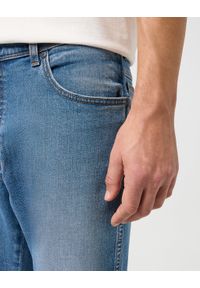 Wrangler - WRANGLER MĘSKIE SPODENKI JEANSOWE TEXAS SHORTS STRIDE 112350658 W11C018020. Materiał: jeans #2