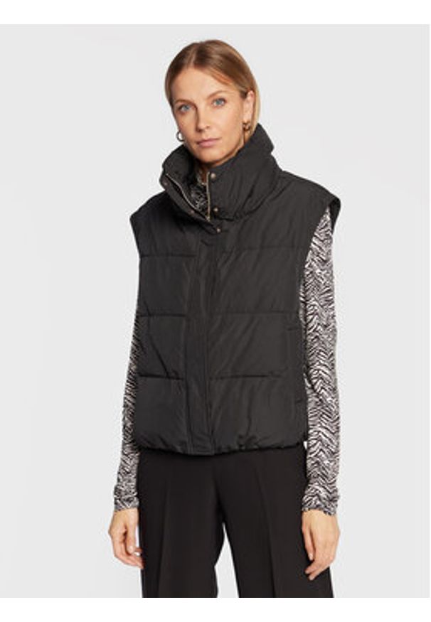 Patrizia Pepe Kurtka zimowa 2O0008/A150-K103 Czarny Regular Fit. Kolor: czarny. Materiał: syntetyk. Sezon: zima