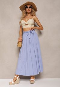 Renee - Jasnoniebieska Rozkloszowana Spódnica Maxi z Wiskozy z Materiałowymi Paskami Wintelis. Okazja: do pracy. Kolor: niebieski. Materiał: materiał, wiskoza. Wzór: paski. Styl: elegancki