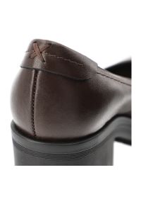 Brązowe Półbuty Armodo Eleganckie Obuwie Damskie Na Obcasie. Okazja: na spacer, na co dzień. Kolor: brązowy. Materiał: skóra. Sezon: wiosna, jesień. Obcas: na obcasie. Styl: elegancki. Wysokość obcasa: średni #5