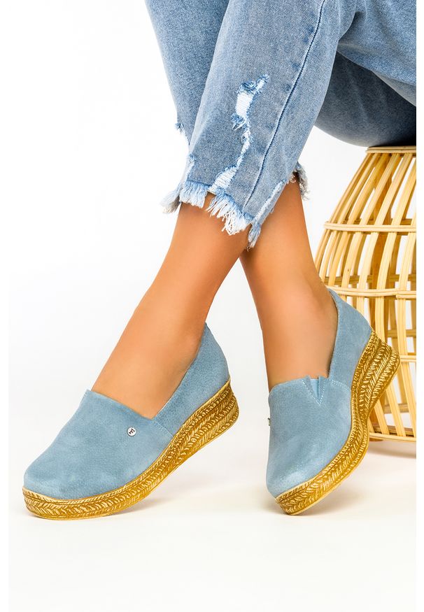 Filippo - Niebieskie półbuty filippo slip on skórzane na koturnie dp2164/21bl. Zapięcie: bez zapięcia. Kolor: niebieski. Materiał: skóra. Obcas: na koturnie